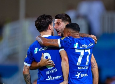 قبل المباراة الحاسمة.. جيسوس يكرم لاعبي الهلال